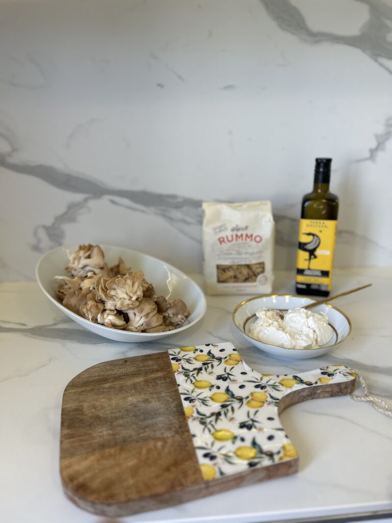 Ingredients for Creamy Pasta with Ricotta and Oyster Mushroom